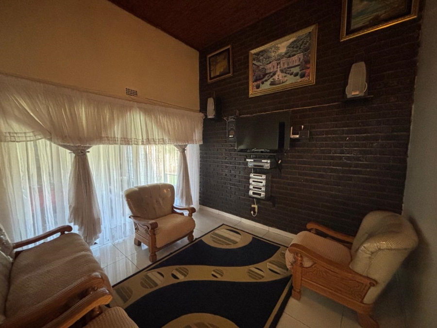 3 Bedroom Property for Sale in Bonanne Gauteng