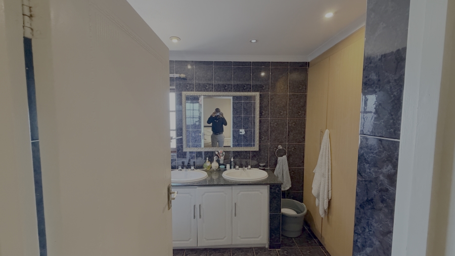 4 Bedroom Property for Sale in Kensington Gauteng