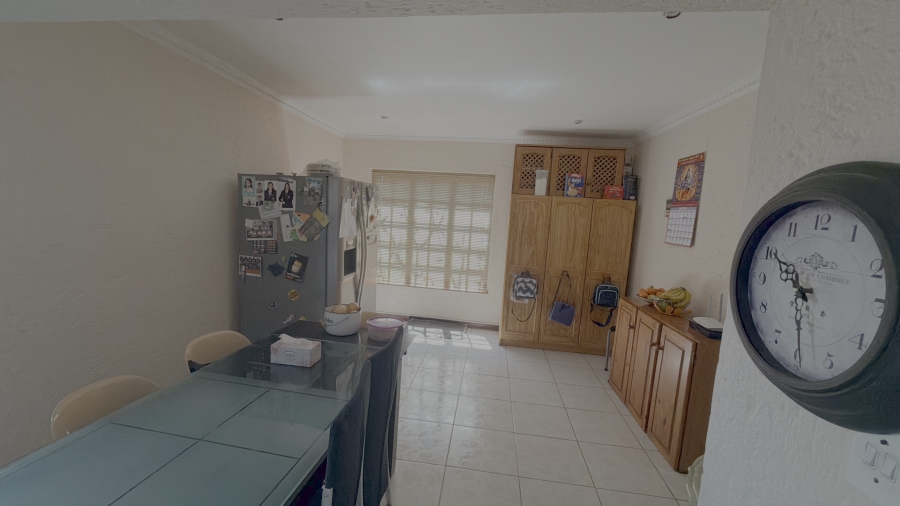 4 Bedroom Property for Sale in Kensington Gauteng