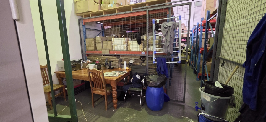 To Let Commercial Property for Rent in Kyalami Park Gauteng