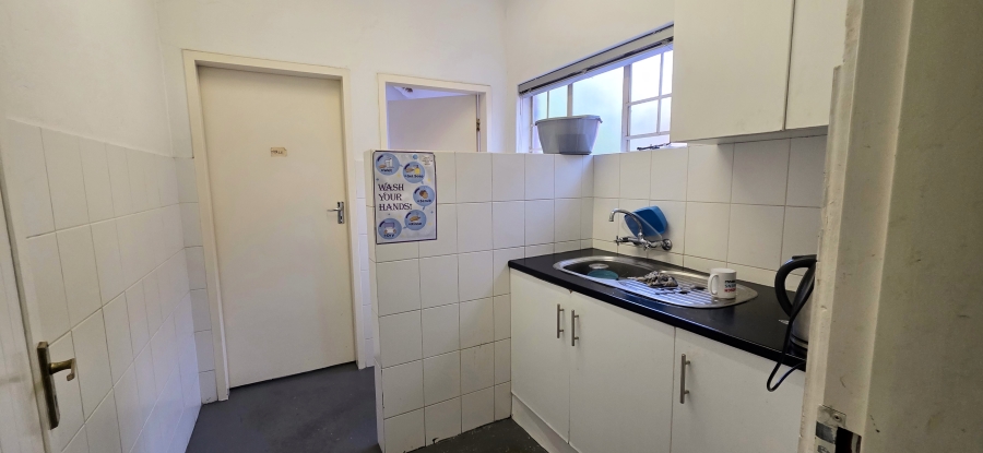To Let Commercial Property for Rent in Kyalami Park Gauteng