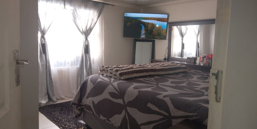 3 Bedroom Property for Sale in Siluma View Gauteng