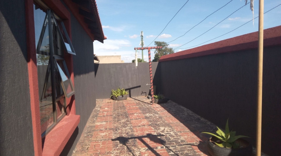 3 Bedroom Property for Sale in Siluma View Gauteng