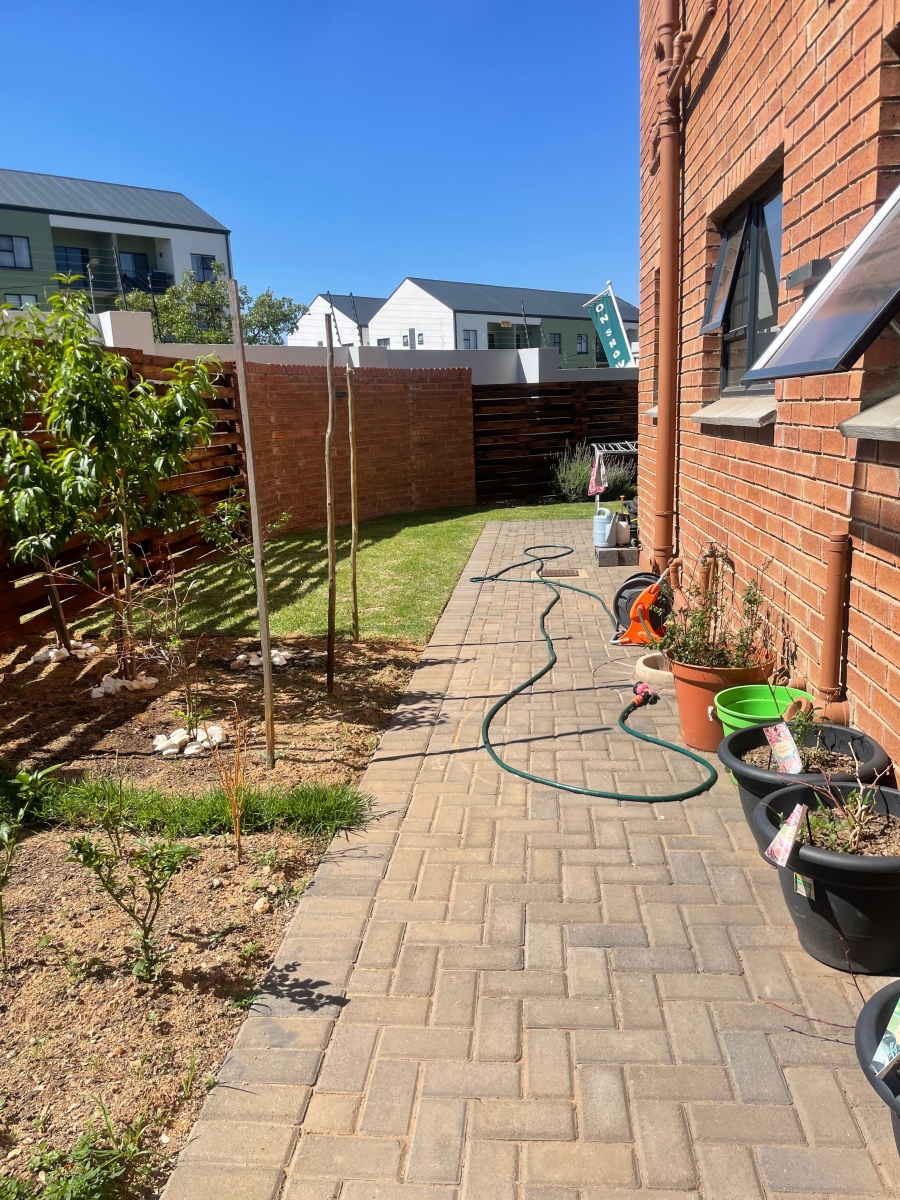 To Let 3 Bedroom Property for Rent in Linbro Park Gauteng