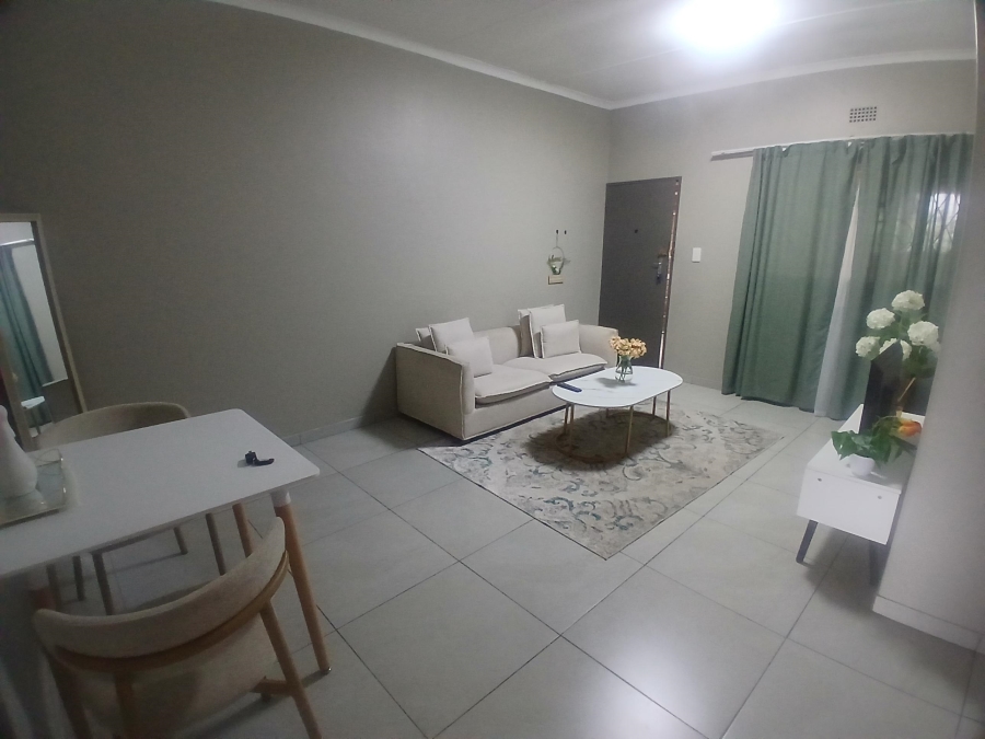 To Let 2 Bedroom Property for Rent in Chrisville Gauteng