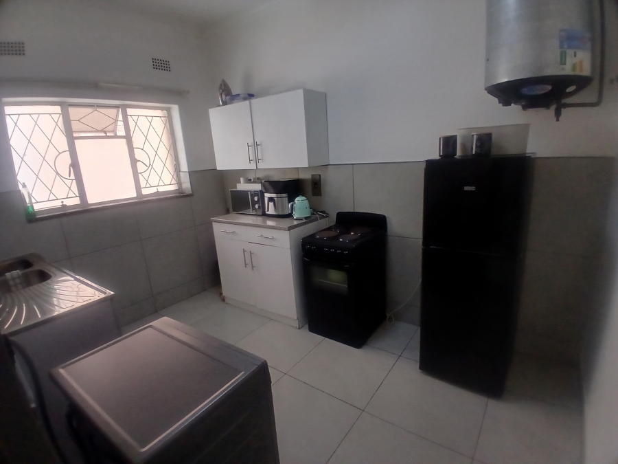 To Let 2 Bedroom Property for Rent in Chrisville Gauteng