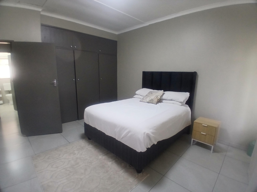 To Let 2 Bedroom Property for Rent in Chrisville Gauteng