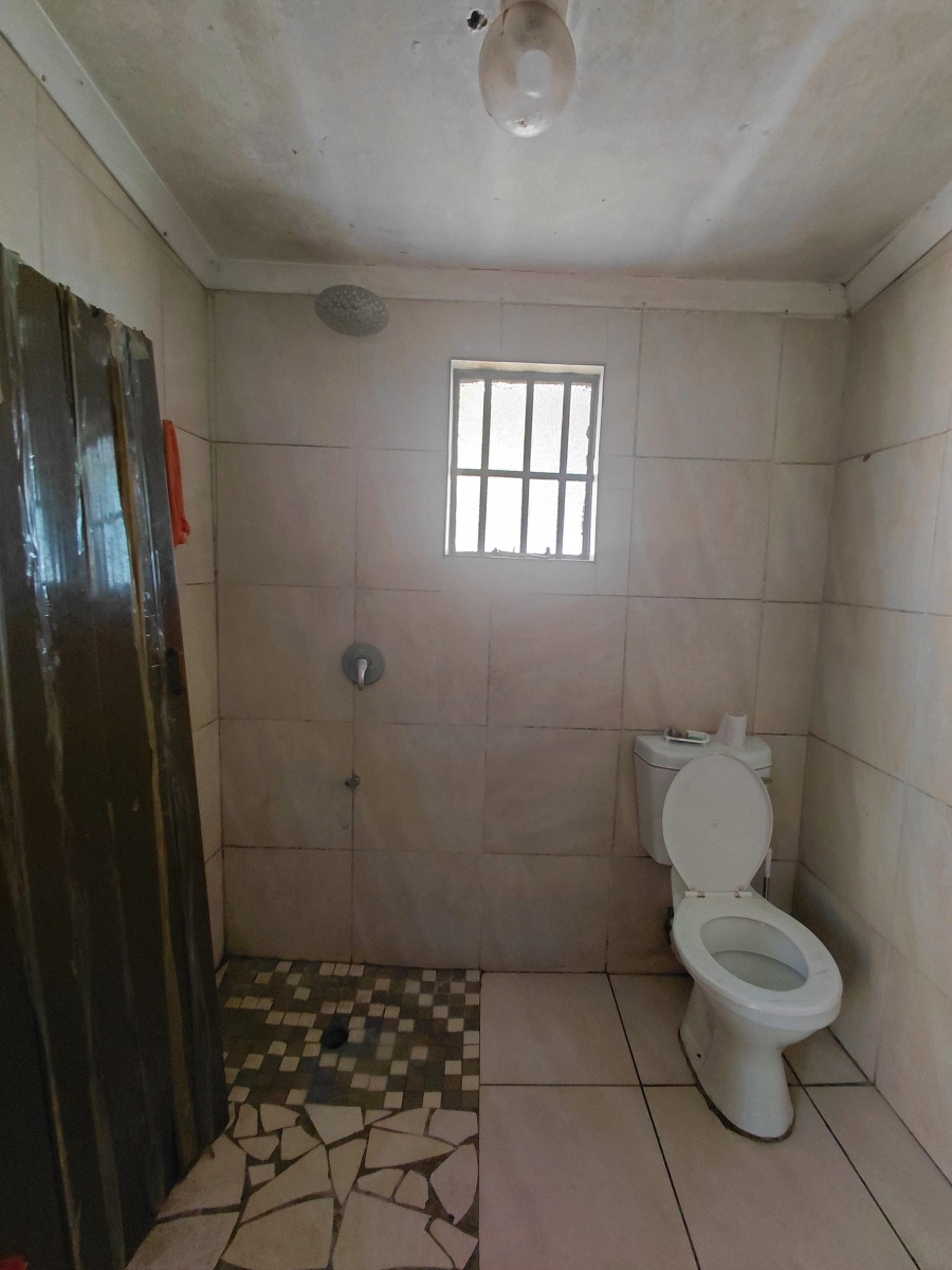 8 Bedroom Property for Sale in The Hill Gauteng