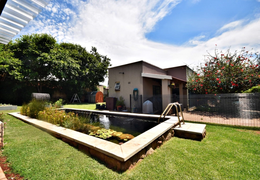 3 Bedroom Property for Sale in Franklin Roosevelt Park Gauteng