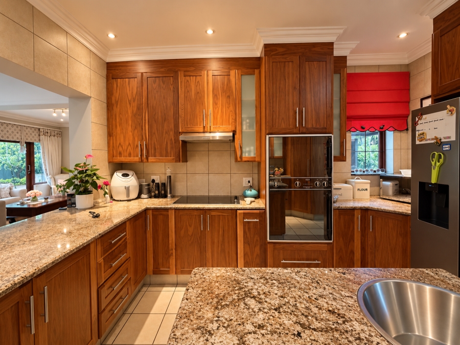 5 Bedroom Property for Sale in Midstream Estate Gauteng