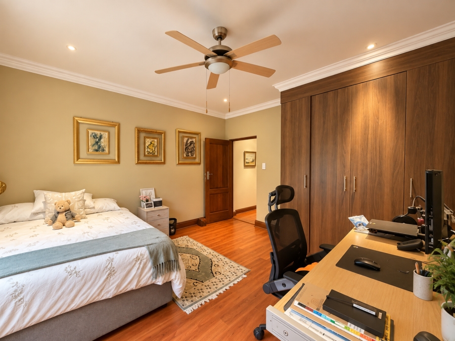 5 Bedroom Property for Sale in Midstream Estate Gauteng