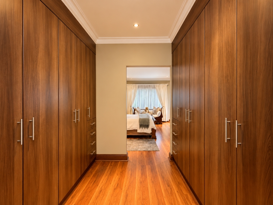 5 Bedroom Property for Sale in Midstream Estate Gauteng