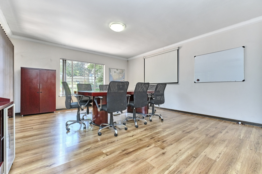 To Let 4 Bedroom Property for Rent in Halfway Gardens Gauteng
