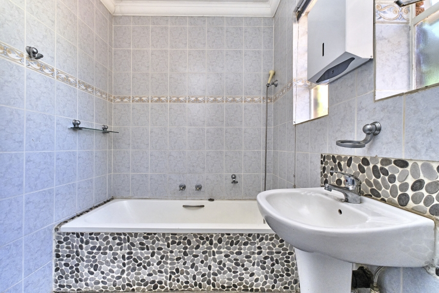 To Let 4 Bedroom Property for Rent in Halfway Gardens Gauteng
