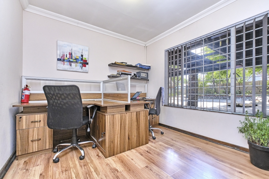To Let 4 Bedroom Property for Rent in Halfway Gardens Gauteng