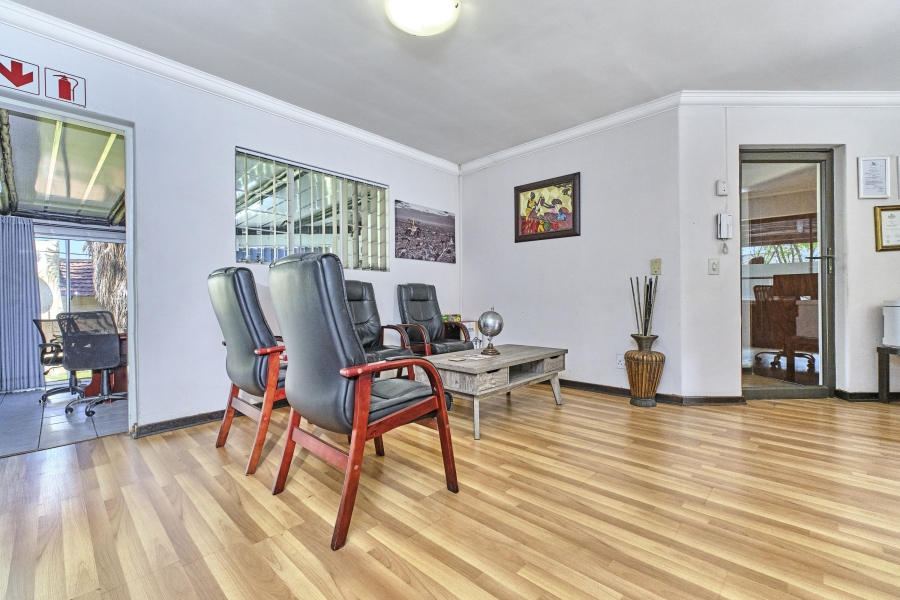 To Let 4 Bedroom Property for Rent in Halfway Gardens Gauteng