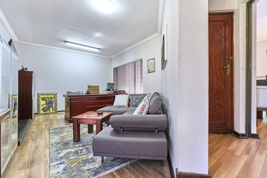 To Let 4 Bedroom Property for Rent in Halfway Gardens Gauteng