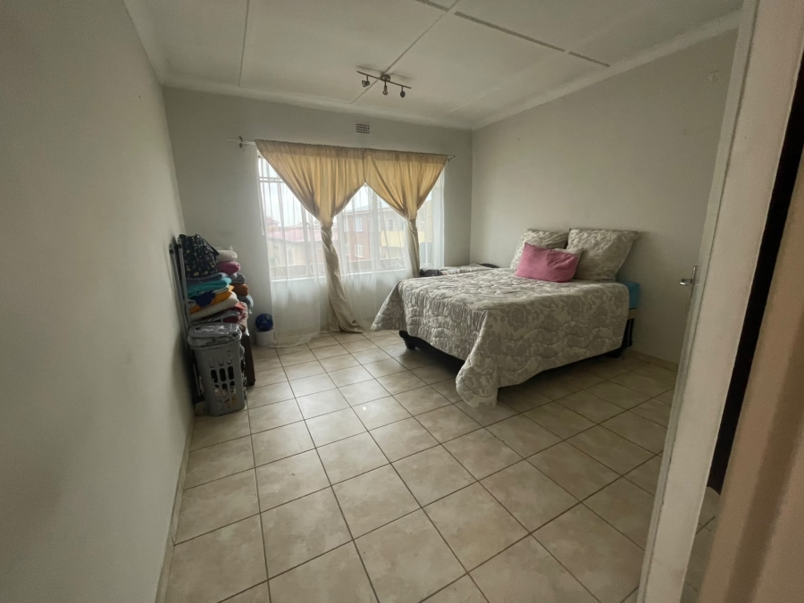 1 Bedroom Property for Sale in Lambton Gauteng