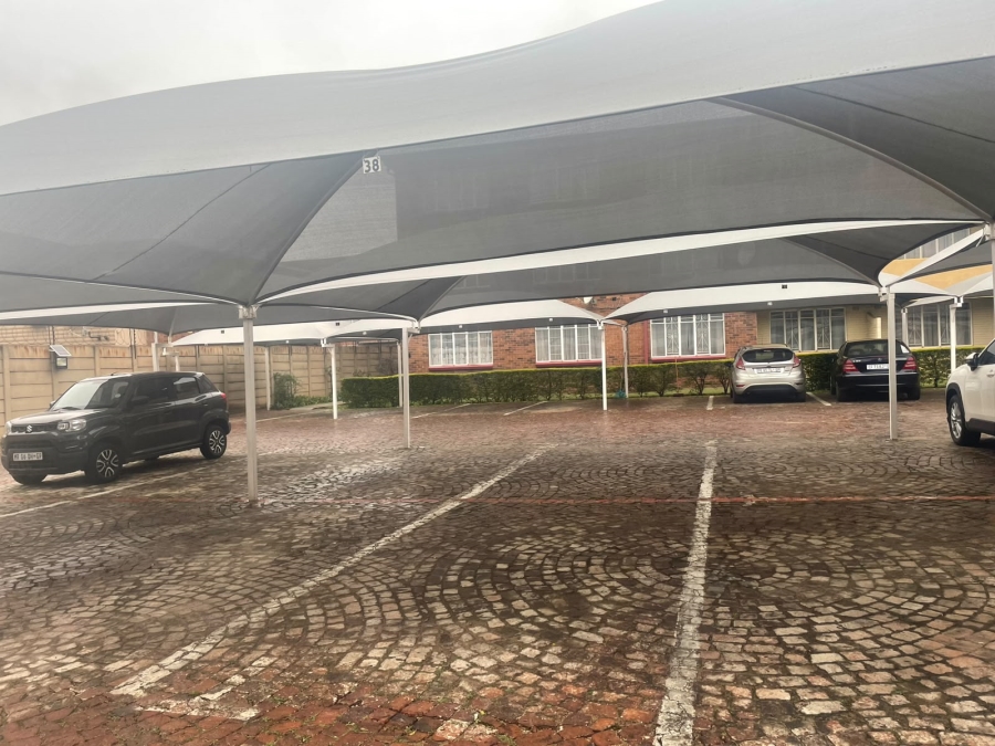 1 Bedroom Property for Sale in Lambton Gauteng