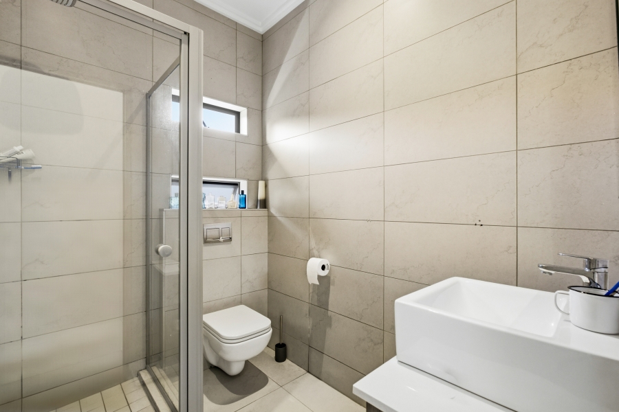 3 Bedroom Property for Sale in Petervale Gauteng