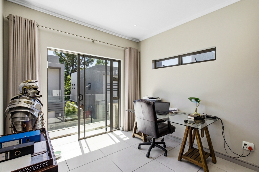 3 Bedroom Property for Sale in Petervale Gauteng