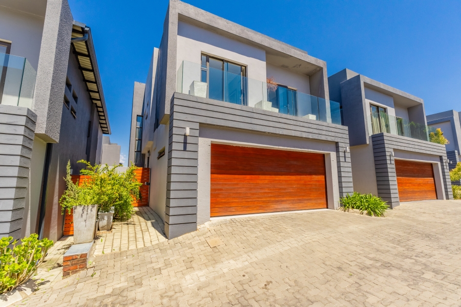 3 Bedroom Property for Sale in Petervale Gauteng