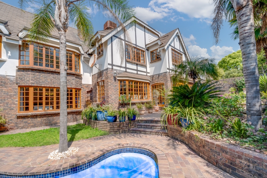 4 Bedroom Property for Sale in Lonehill Gauteng