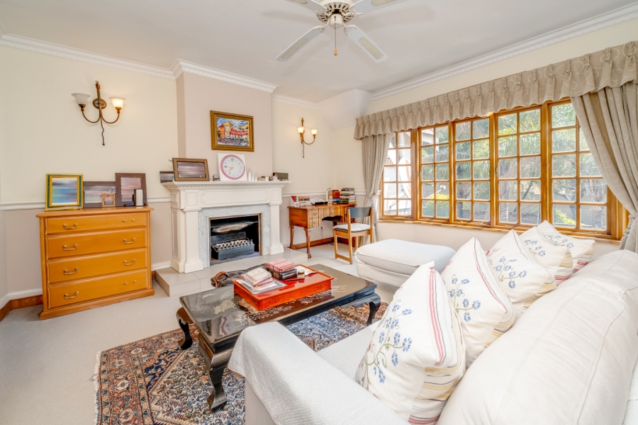 4 Bedroom Property for Sale in Lonehill Gauteng