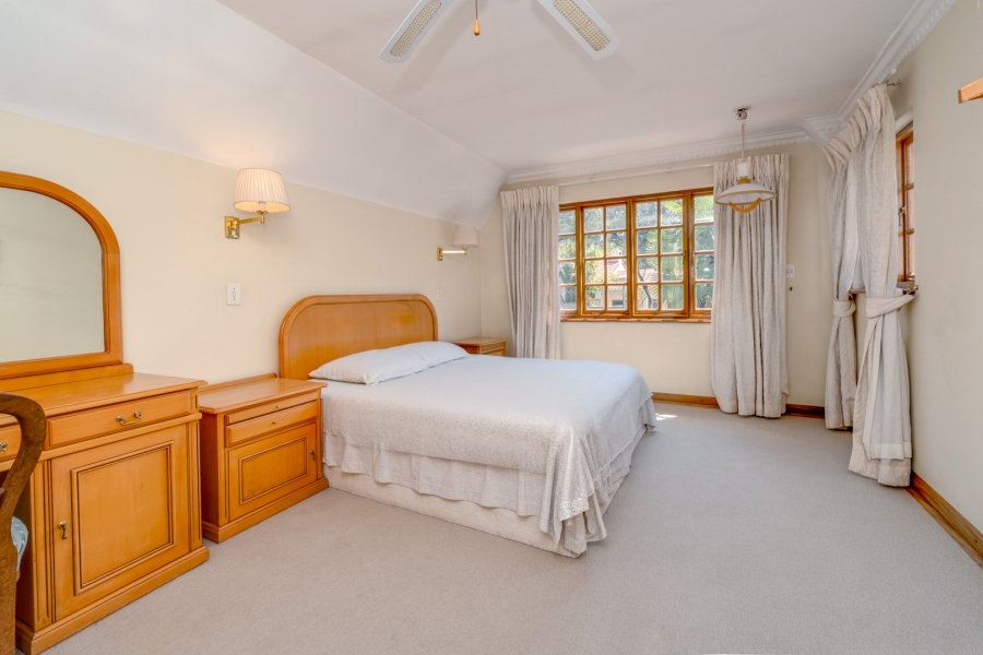 4 Bedroom Property for Sale in Lonehill Gauteng