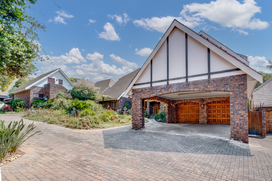 4 Bedroom Property for Sale in Lonehill Gauteng