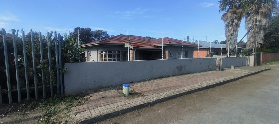 3 Bedroom Property for Sale in Lewisham Gauteng