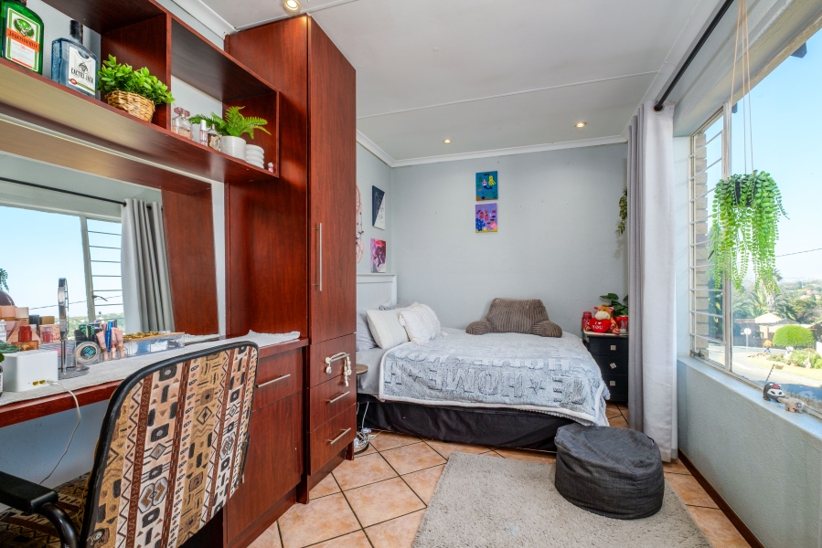 To Let 4 Bedroom Property for Rent in Sundowner Gauteng