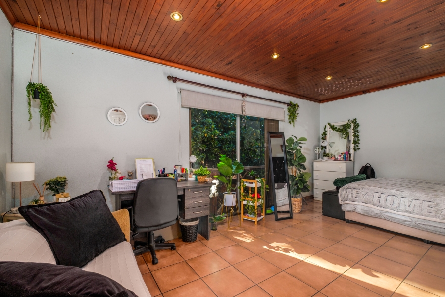 To Let 4 Bedroom Property for Rent in Sundowner Gauteng