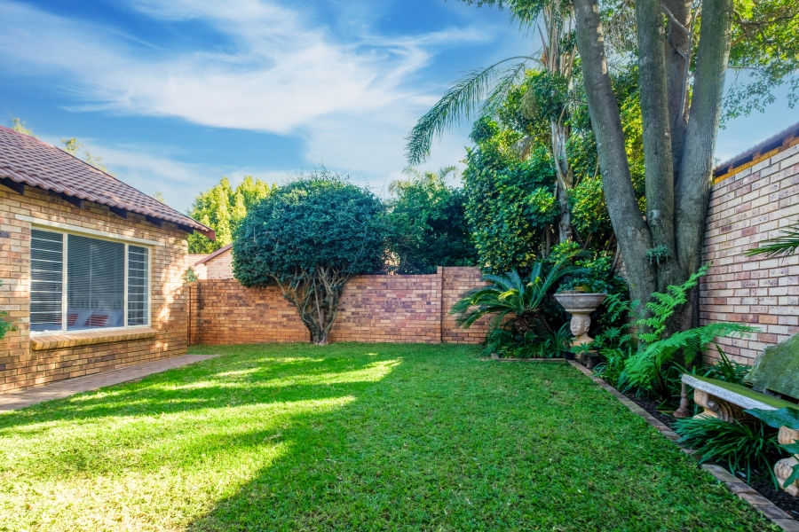 To Let 4 Bedroom Property for Rent in Sundowner Gauteng