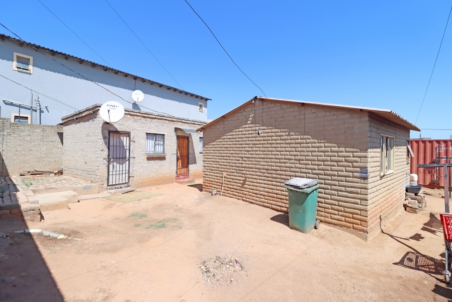 9 Bedroom Property for Sale in Cosmo City Gauteng