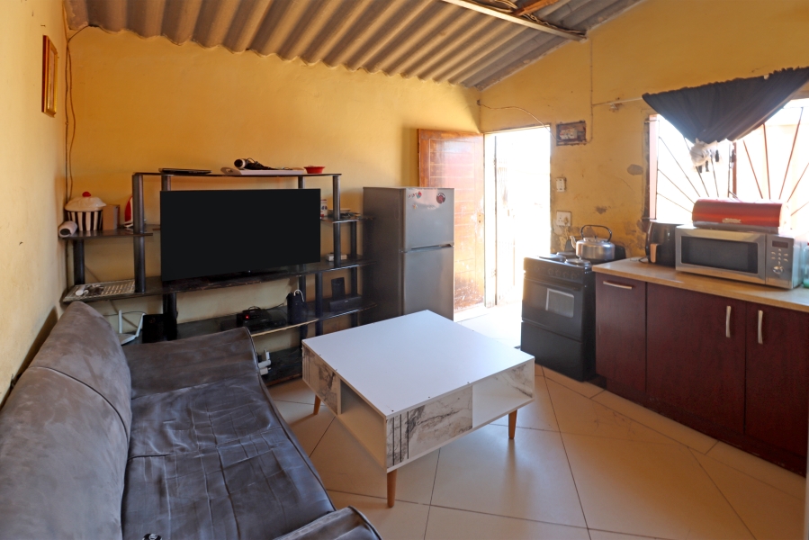 9 Bedroom Property for Sale in Cosmo City Gauteng