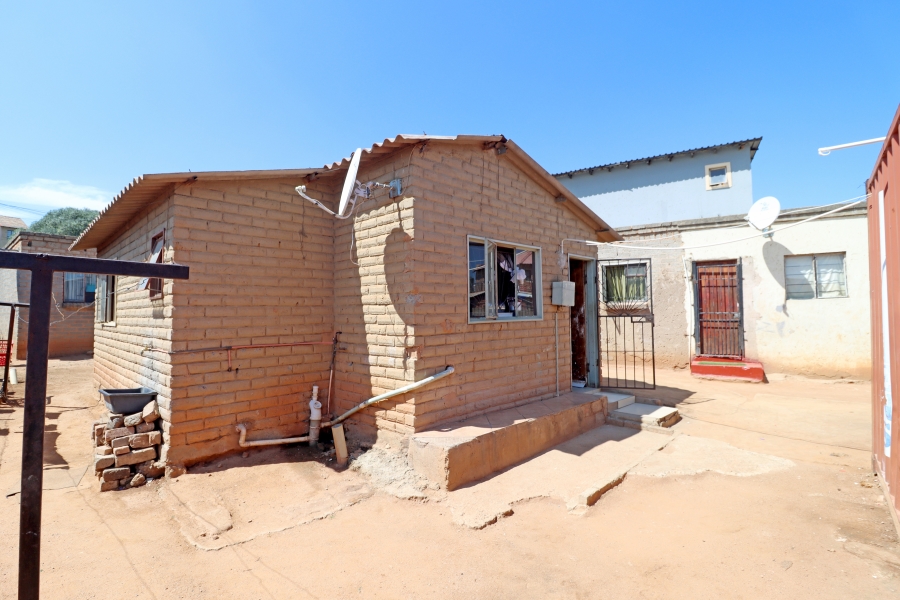9 Bedroom Property for Sale in Cosmo City Gauteng