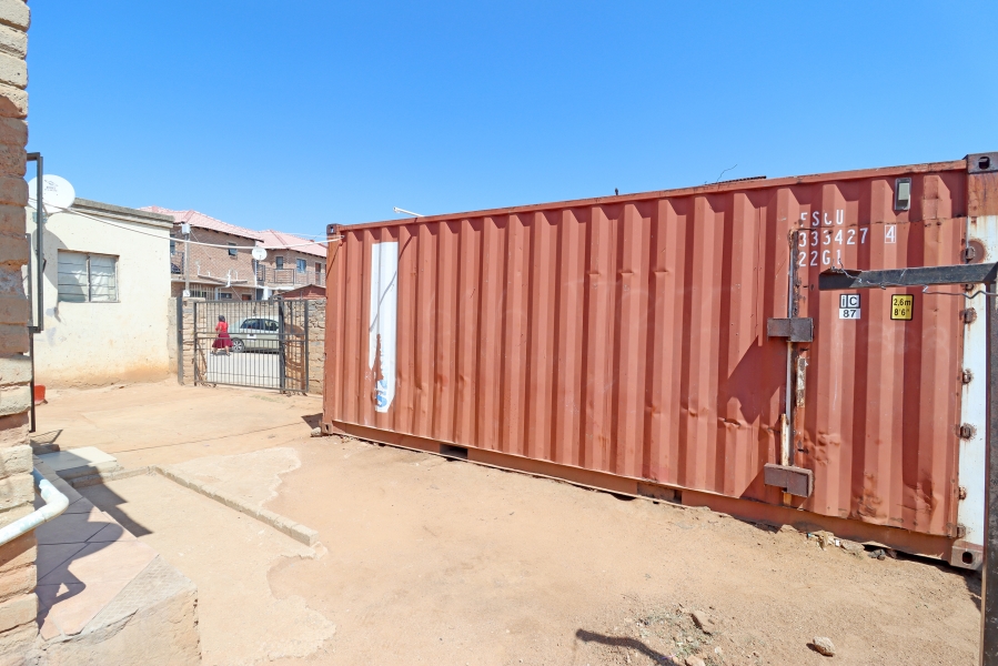 9 Bedroom Property for Sale in Cosmo City Gauteng