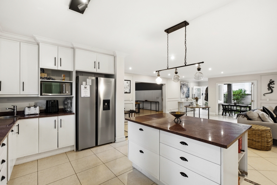 4 Bedroom Property for Sale in Broadacres Gauteng