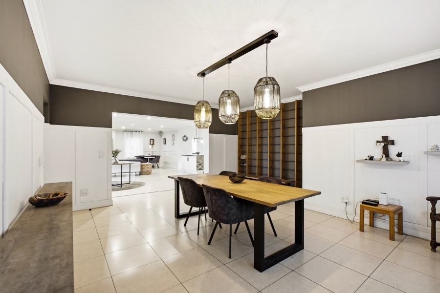 4 Bedroom Property for Sale in Broadacres Gauteng