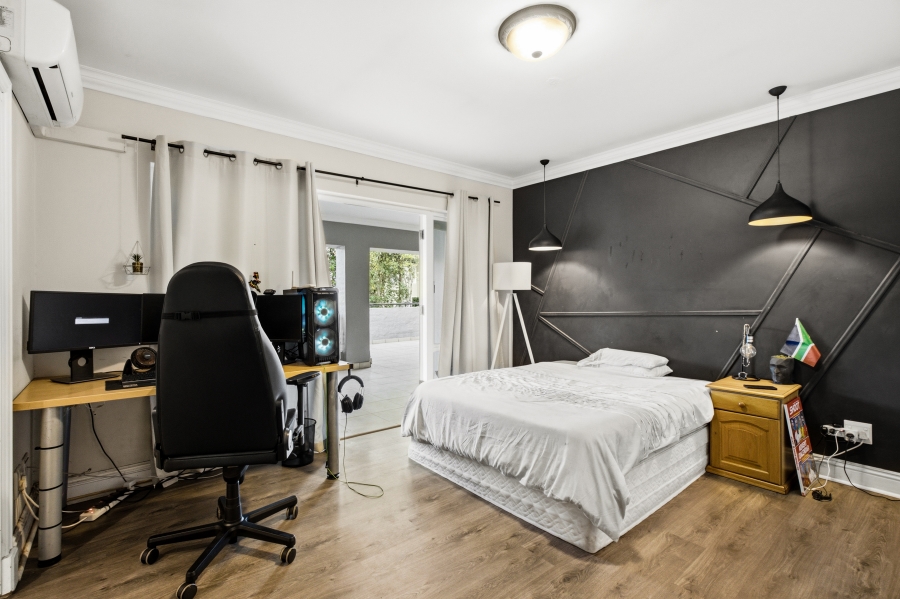 4 Bedroom Property for Sale in Broadacres Gauteng