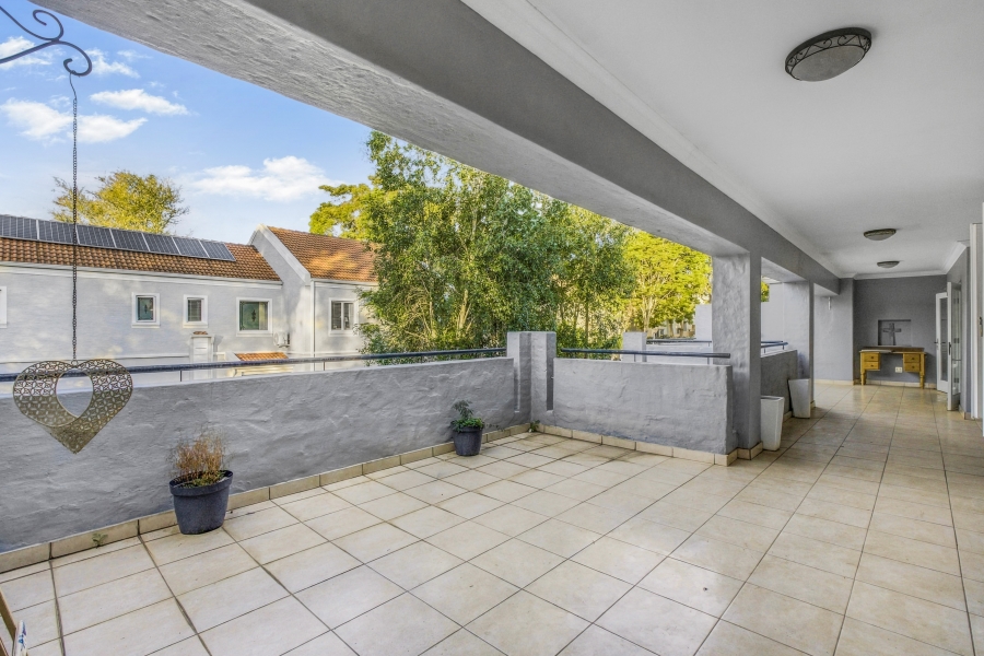 4 Bedroom Property for Sale in Broadacres Gauteng