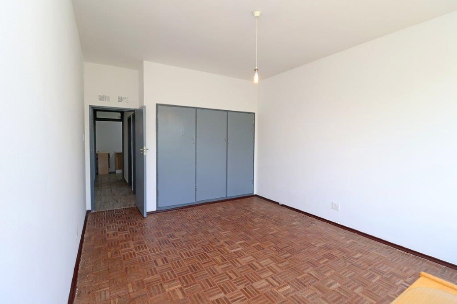 To Let 1 Bedroom Property for Rent in Savoy Estate Gauteng
