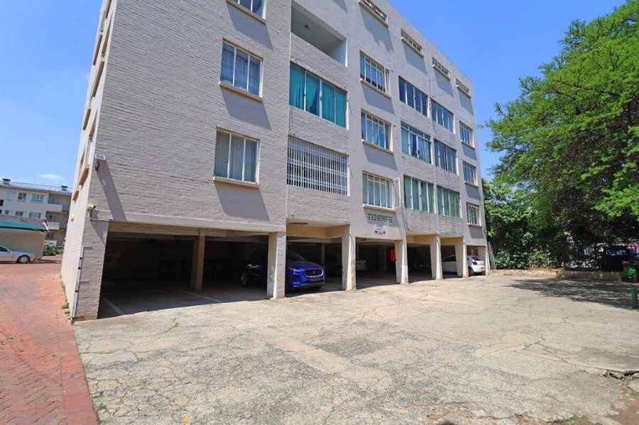 To Let 1 Bedroom Property for Rent in Savoy Estate Gauteng