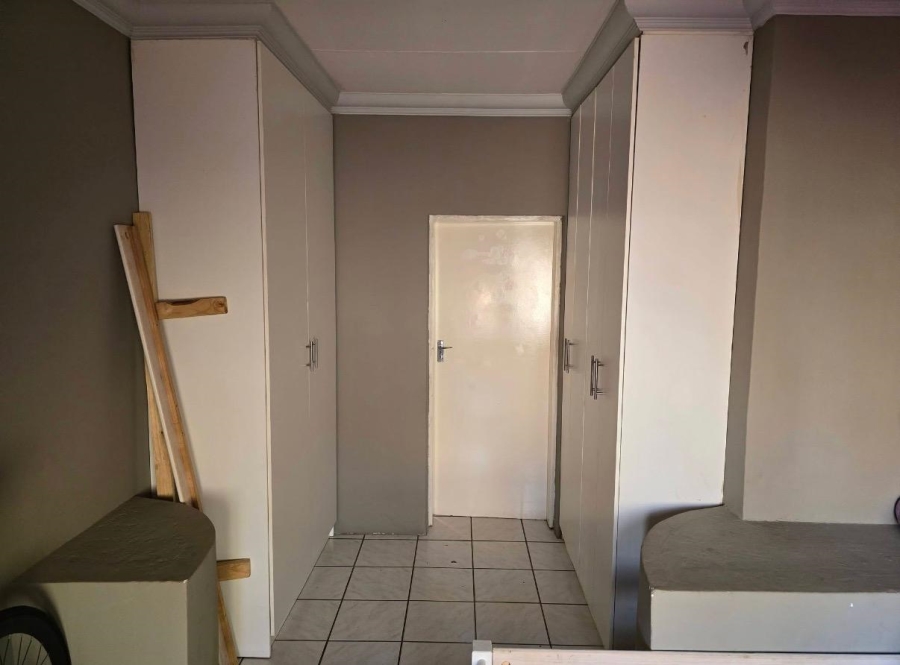To Let 4 Bedroom Property for Rent in Minnebron Gauteng