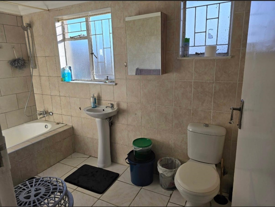 To Let 4 Bedroom Property for Rent in Minnebron Gauteng