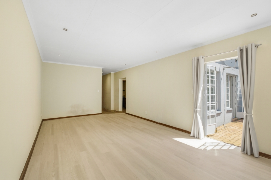 2 Bedroom Property for Sale in Rivonia Gauteng