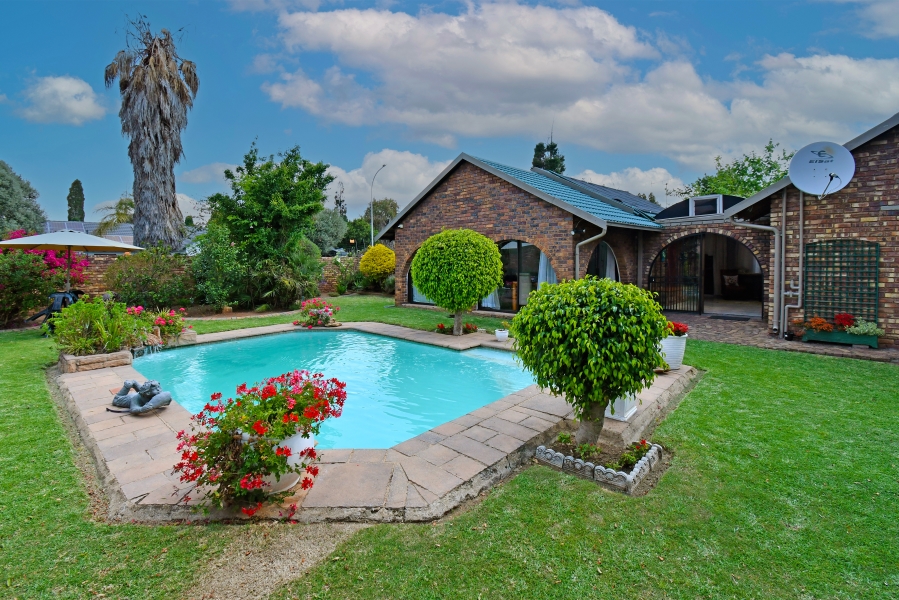 4 Bedroom Property for Sale in Eden Glen Gauteng