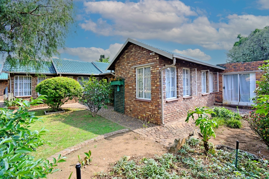 4 Bedroom Property for Sale in Eden Glen Gauteng