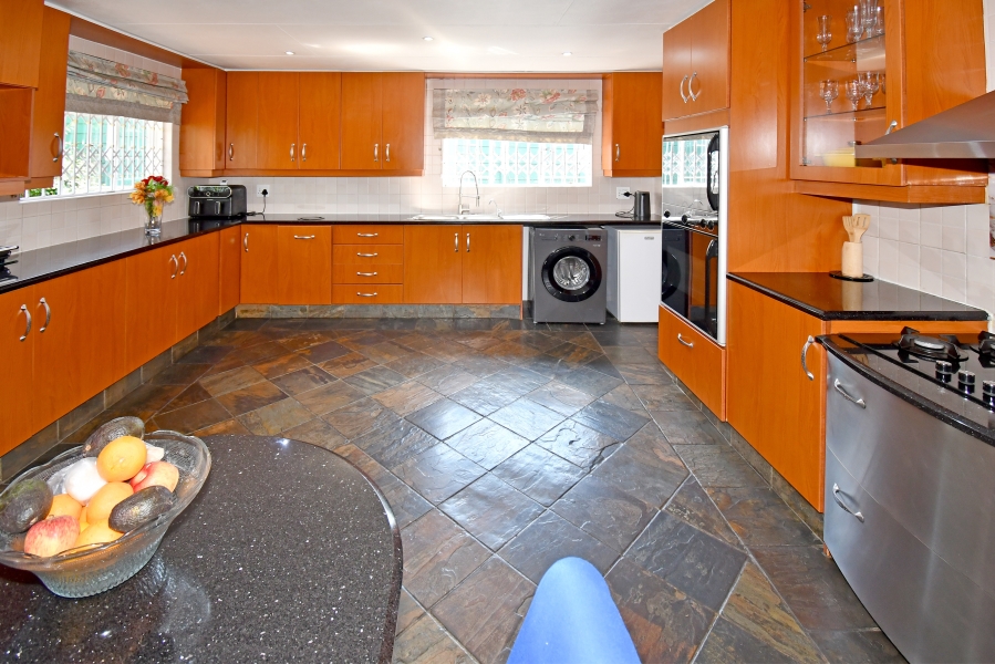4 Bedroom Property for Sale in Eden Glen Gauteng